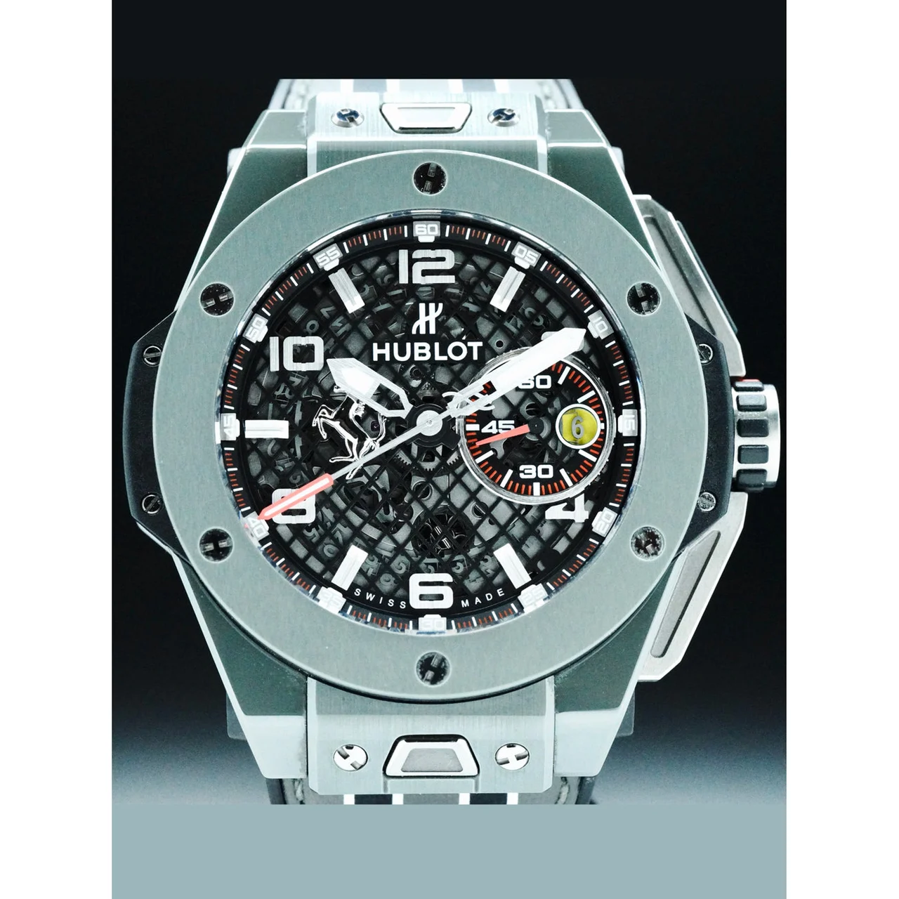 Hublot Big Bang Ferrari Speciale 45mm 210000079565 45 mm kol saati