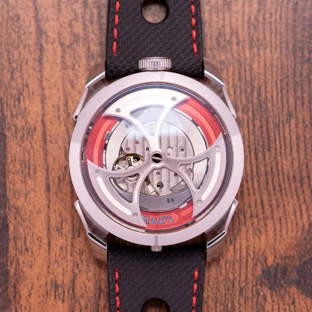 Mb&f M.A.D. 1 RED 42 mm kol saati