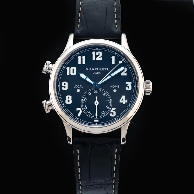 Patek Philippe Calatrava Pilot Travel Time 210009N32896 kol saati