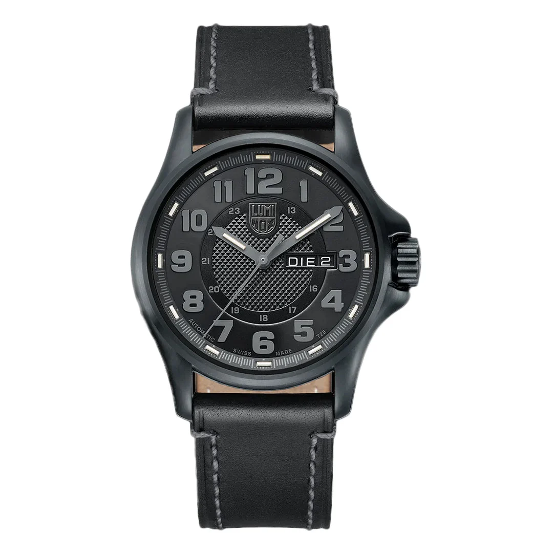 Luminox Luminox LM1801BO 43 mm kol saati