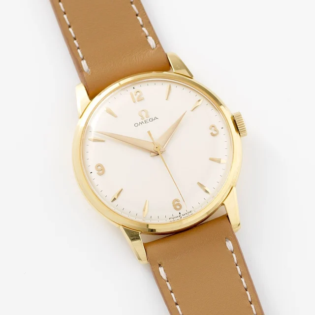 OMEGA Omega W-573 kol saati