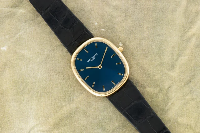 Patek Philippe Golden Ellipse 40930025 kol saati