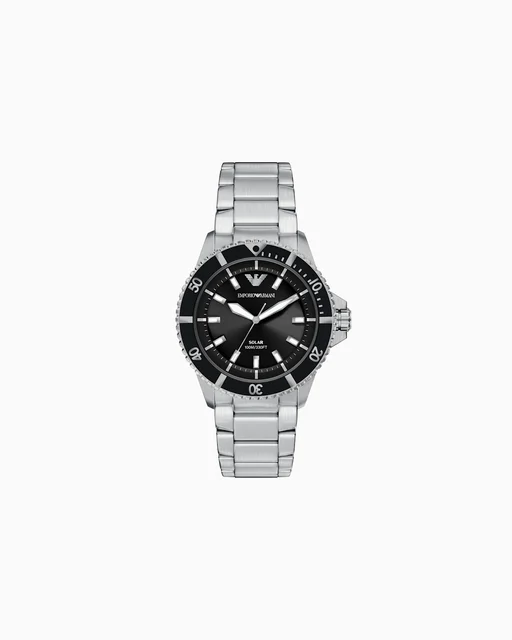 Emporio Armani World Explorer Solar powered Watch AR11787 kol saati