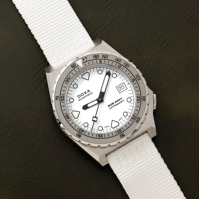 Doxa Sub 600T 40992211 kol saati