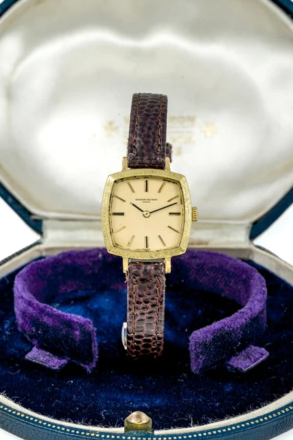 Vacheron Constantin VACHERON CONSTANTIN, REF. 7288, YELLOW GOLD kol saati