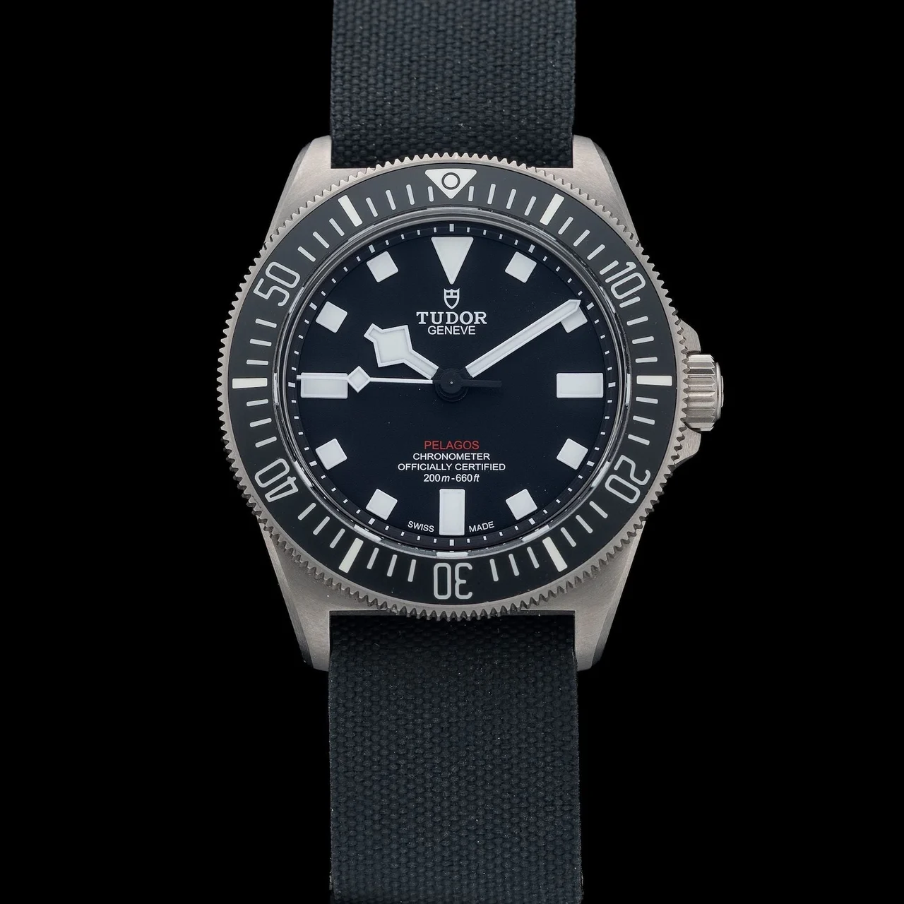 Tudor Pelagos FXD 210009N39042 42 mm kol saati