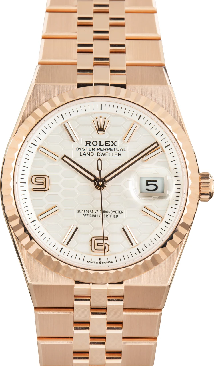 Rolex Land-Dweller 36 Ref 127235 18k Everose Gold kol saati