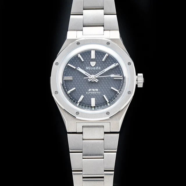 Nivada Grenchen Anthracite Titanium On Bracelet 68006A77 210009N35587 kol saati