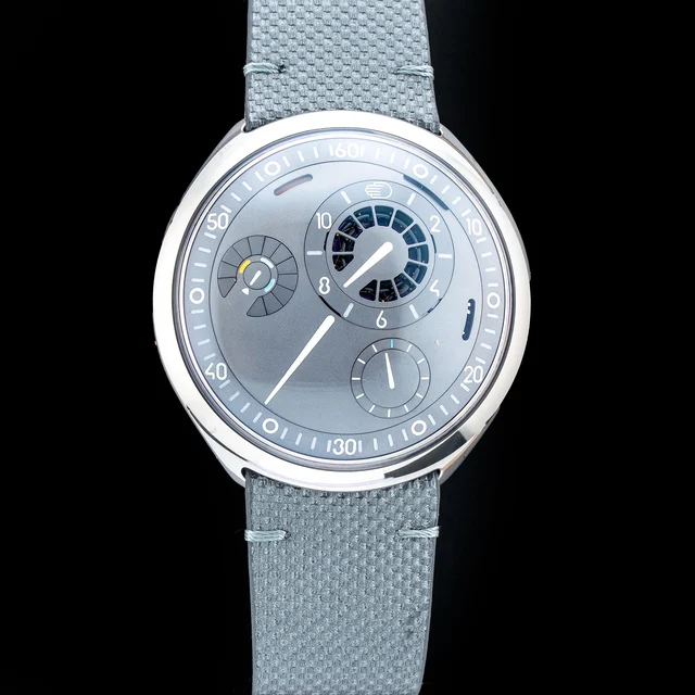Ressence Type 2G Grey 210000038210 kol saati