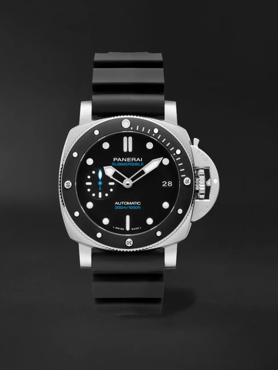 Panerai Submersible PAM00683 42 mm kol saati