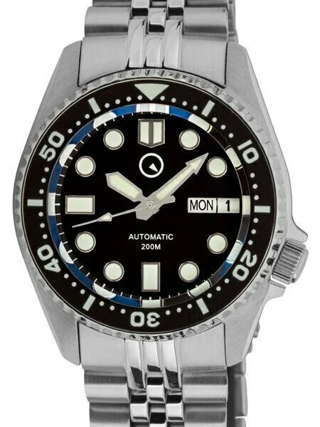 Islander Scratch and Dent - 38mm Automatic Dive Watch with an AR Sapphire Crystal, and Luminous Ceramic Bezel Insert #ISL-05 SND950 38 mm kol saati