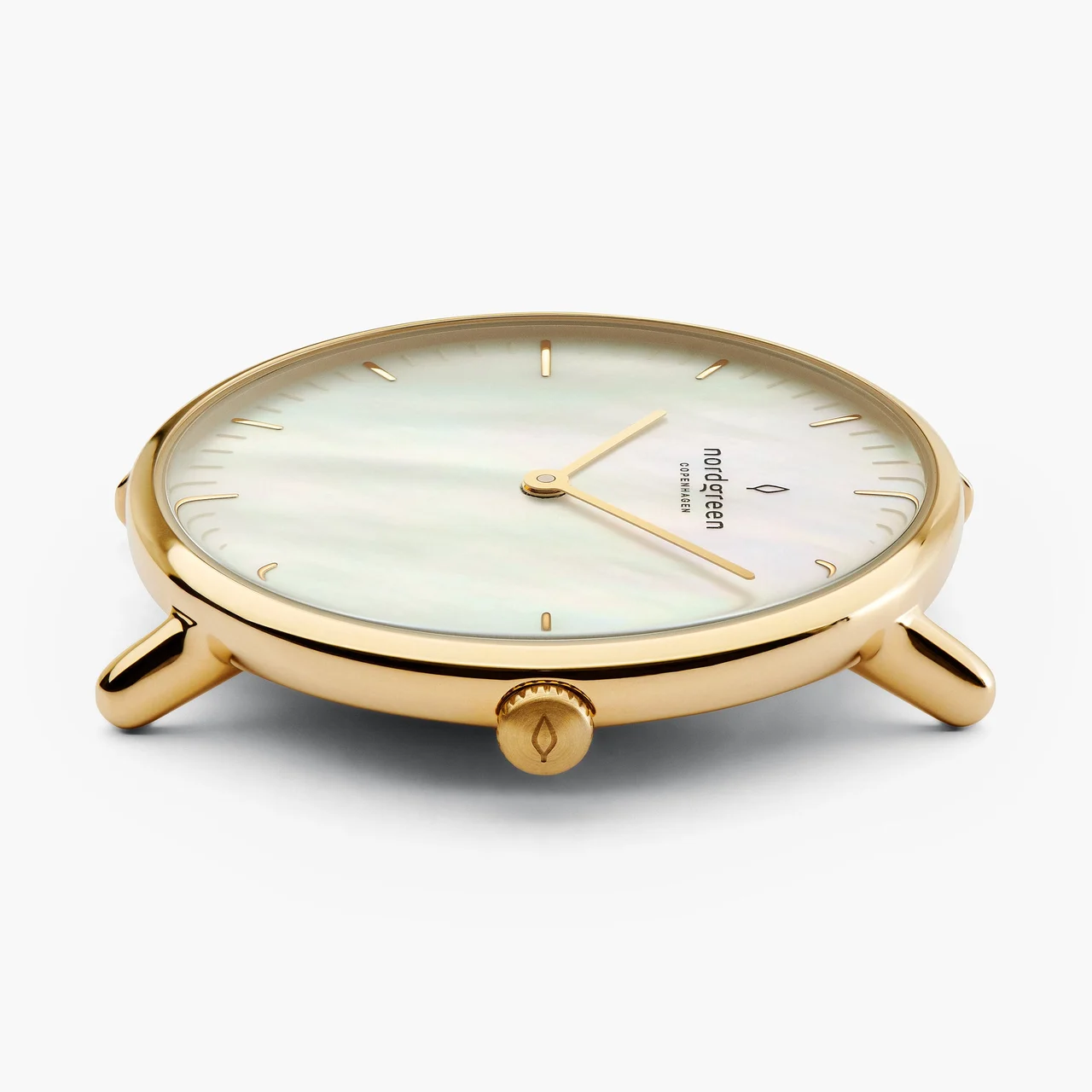 Nordgreen Native 28mm - Gold - Mother of Pearl Dial WATCHNR28GOMP 28 mm kol saati