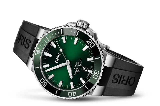 Oris Aquis Date 01 733 7730 4157-07 4 24 64EB kol saati