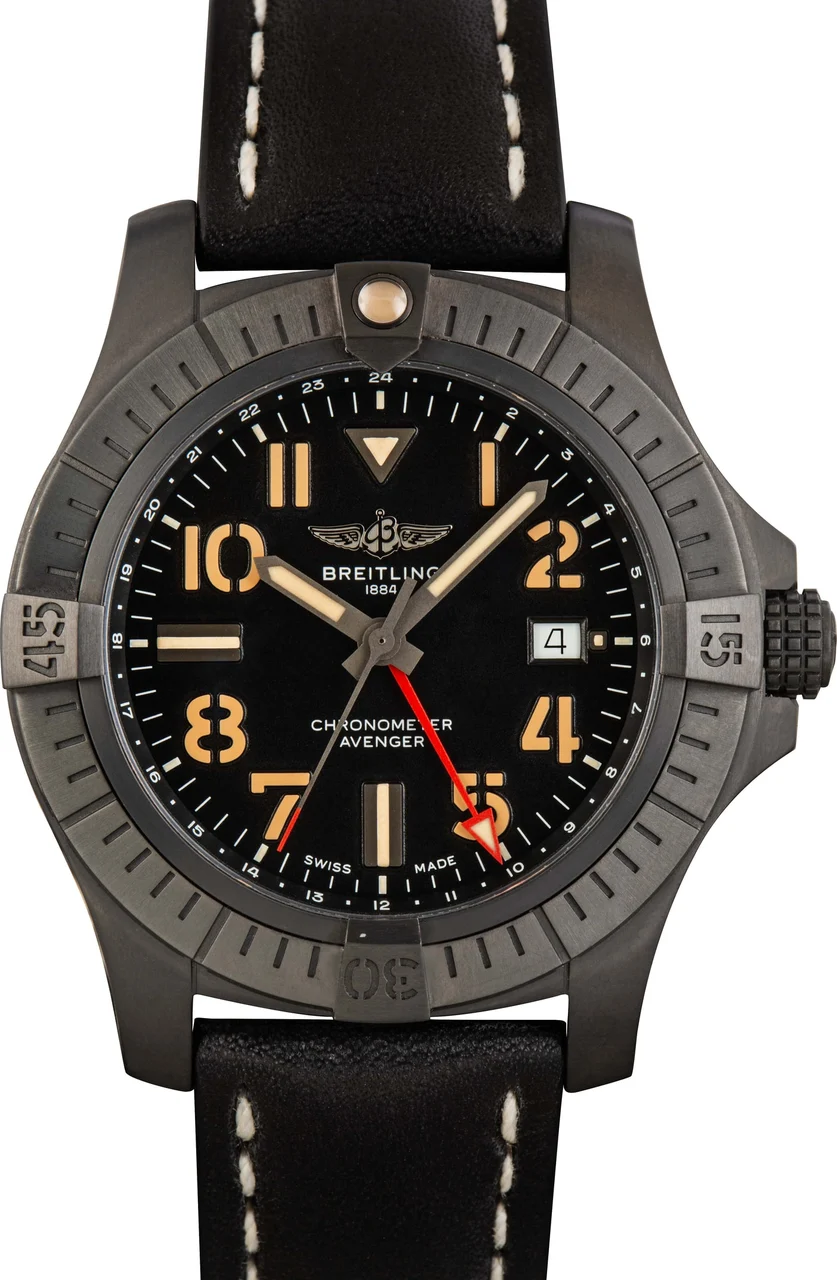 Breitling Avenger Black Arabic Dial V32395 45 mm kol saati