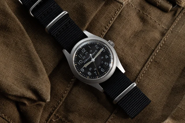Hamilton Khaki Field 40990348 kol saati