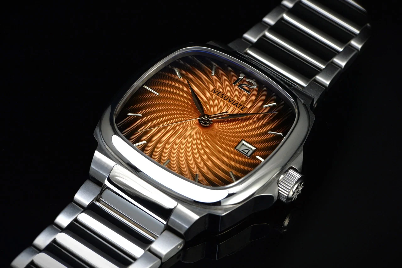 Vesuviate Attivo Guilloché Edition – Orange/Brown 39 mm kol saati