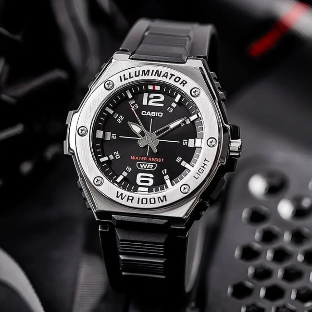 Casio MWA-100H-1AVDF-P 50 mm kol saati