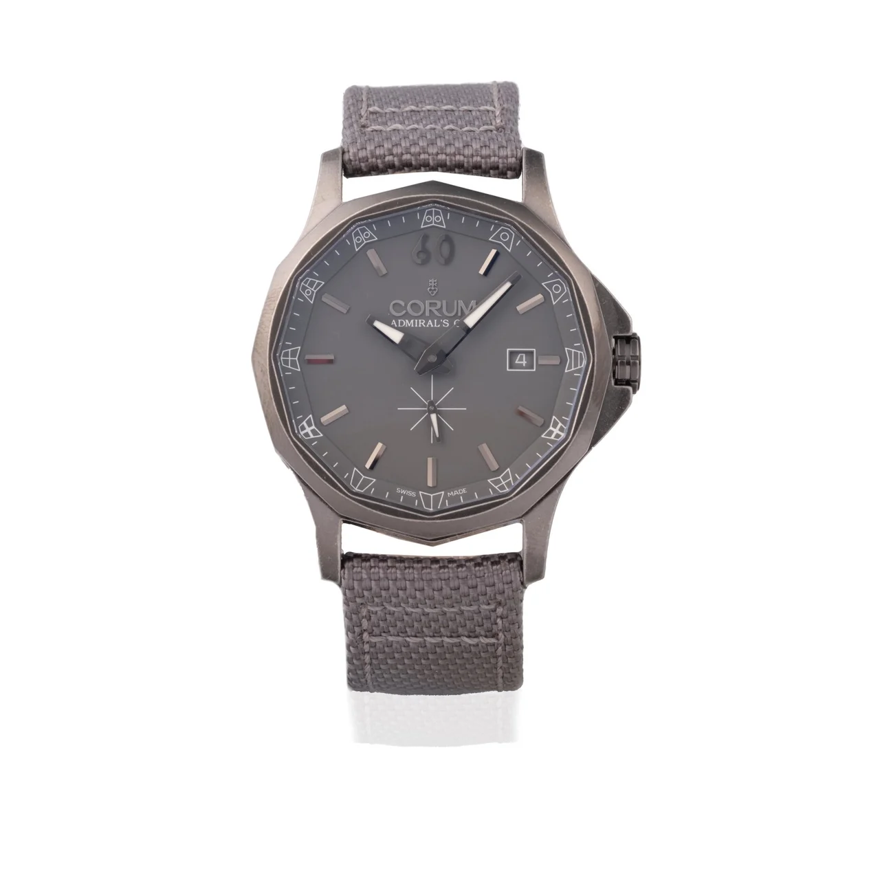 Corum Switzerland 395.119.98/0619 AG19 kol saati