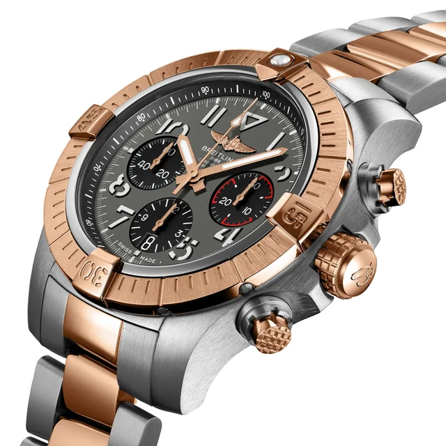 Breitling Avenger B01 Chronograph 45 UB01821A1B1U1 kol saati
