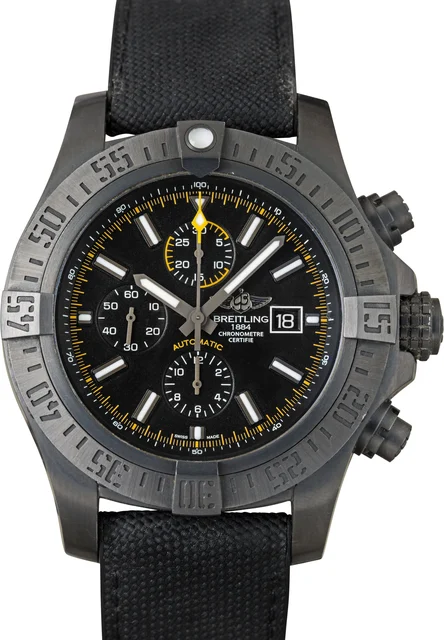 Breitling Super Avenger II Black M133711A/BF30 kol saati