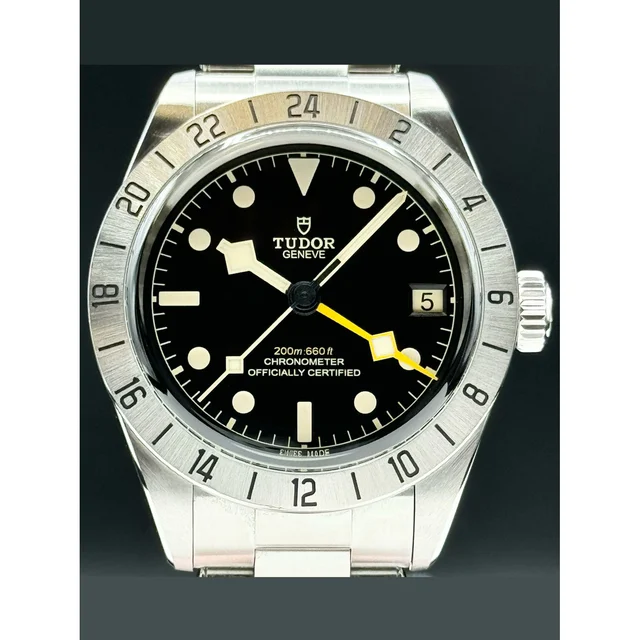Tudor Black Bay Steel 210000077469 kol saati