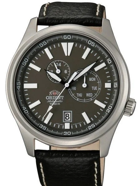 Orient Scratch and Dent - 21-Jewel Automatic Field Watch with 24-Hour Sub-Dial #ET0N002K SND879 42 mm kol saati