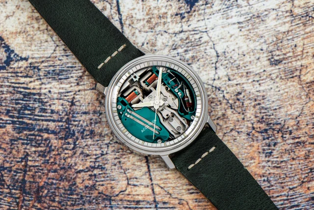 Bulova Accutron 40991027 kol saati