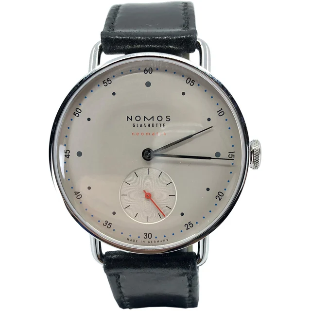 NOMOS Glashütte Metro Neomatik 882 CZ315 kol saati
