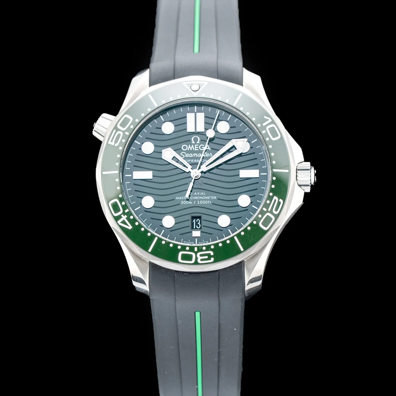 OMEGA Seamaster Diver 300M Green Dial On Bracelet POC210009N33444 42 mm kol saati