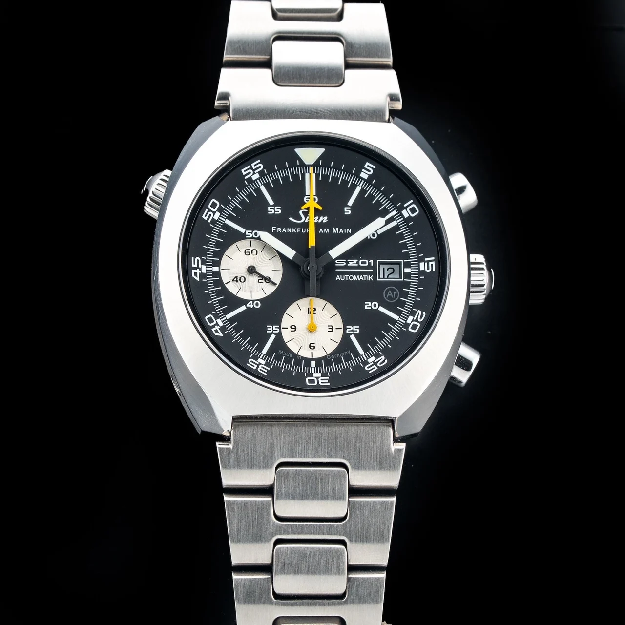Sinn Space Chronograph 210009N35877 44 mm kol saati