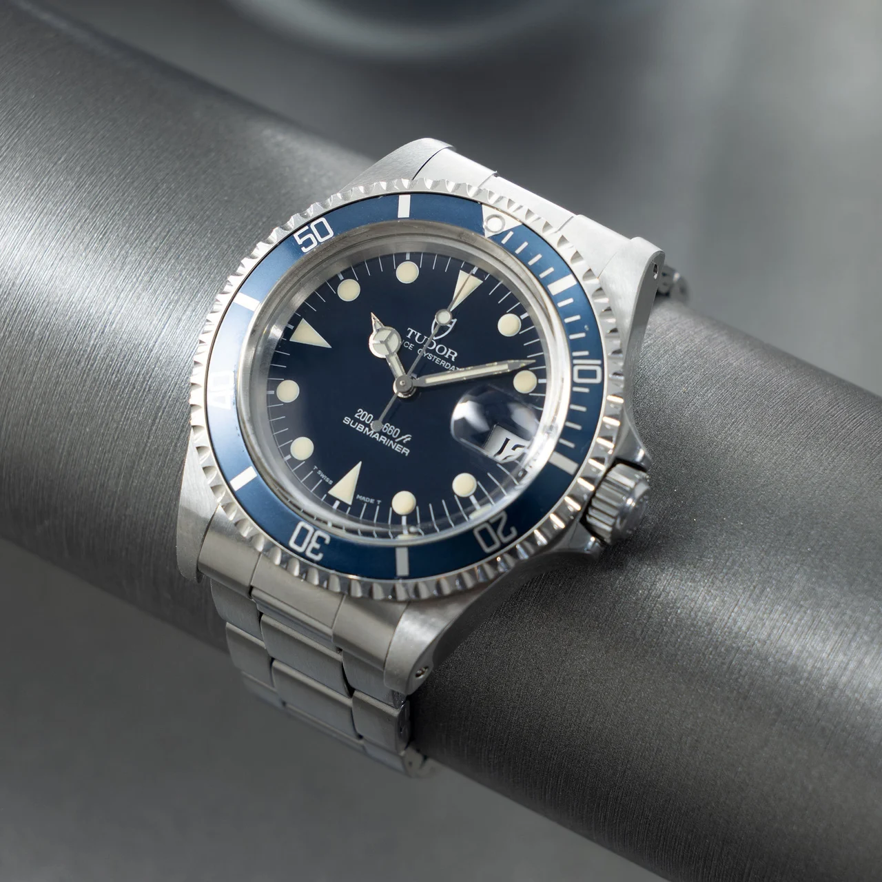 Tudor Submariner W-3662 40 mm kol saati