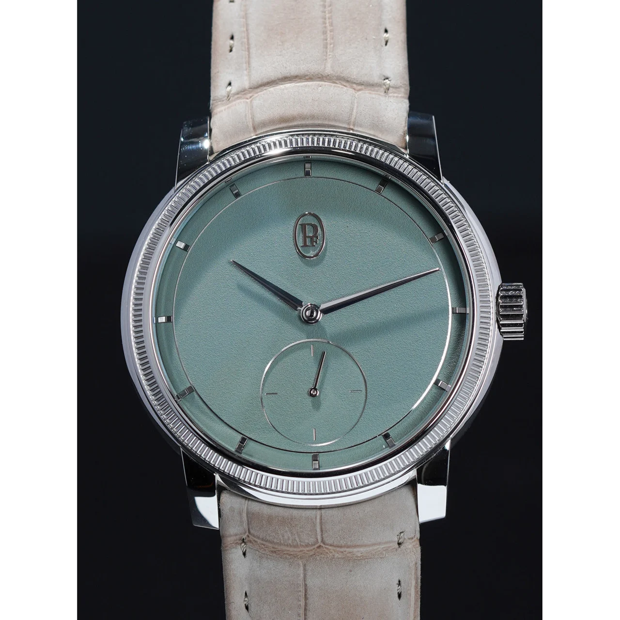 Parmigiani Fleurier Toric Petite Seconde Platinum 210009N30713 40.6 mm kol saati