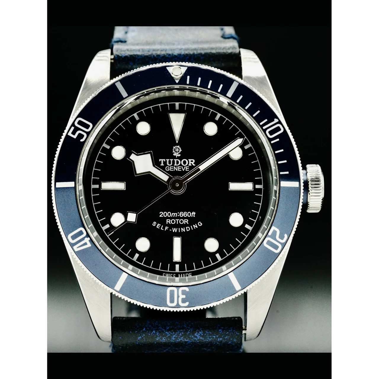 Tudor Heritage Black Bay 210000039098 40 mm kol saati