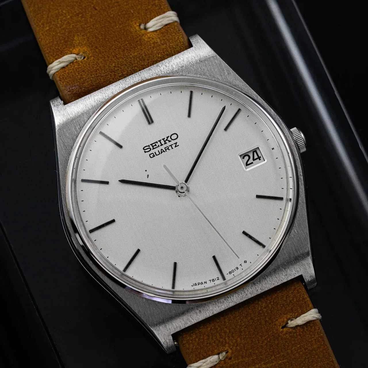 Seiko Cal. 7812, Men’s Quartz Vintage Watch, 1979 7812-8039, Cal. 7812, Men’s Quartz Vintage Watch, 1979 33 mm kol saati