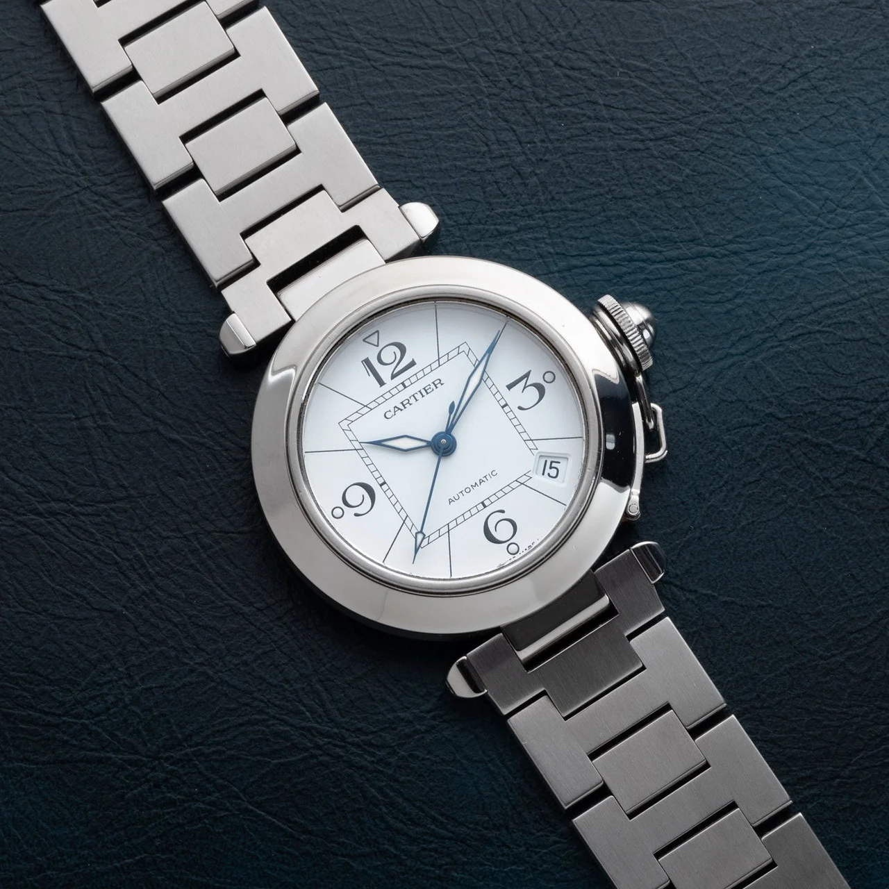 Cartier Pasha 40950221 35 mm kol saati