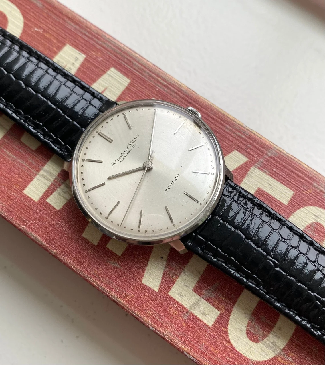 IWC IWC SQ4653104 18 mm kol saati