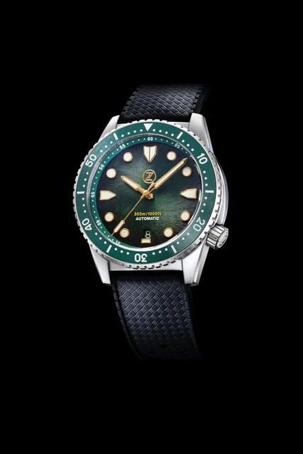Zelos Mako V3 300m Steel 'Antique Green' kol saati