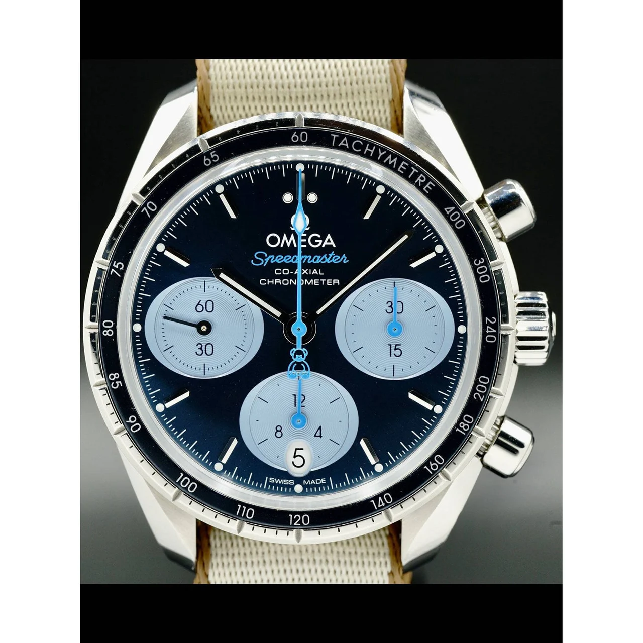 OMEGA Speedmaster 38 Co-Axial Chronograph 38mm 324.30.38.50.03.002 210000030641 38 mm kol saati