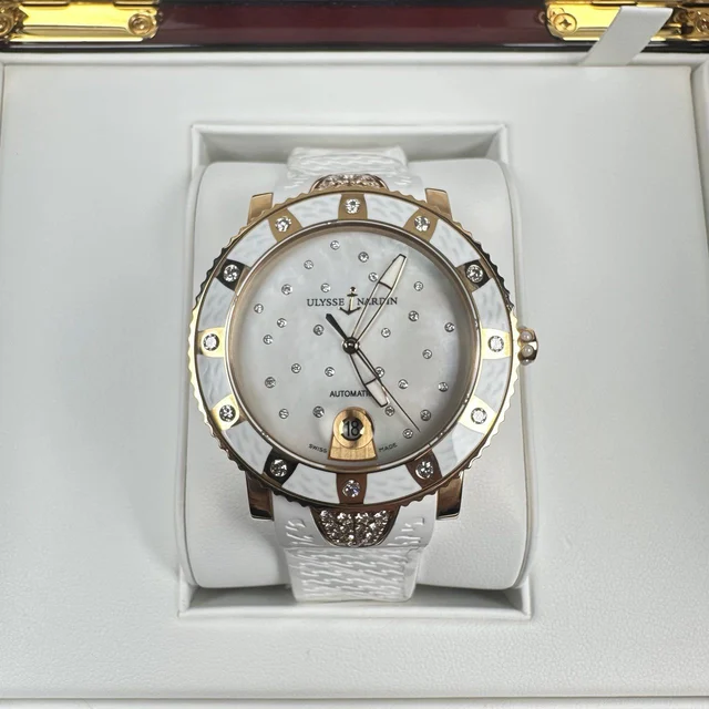 Ulysse Nardin Mariner 8106-101 Ulysse Nardin Mariner 8106-101 Ladies kol saati