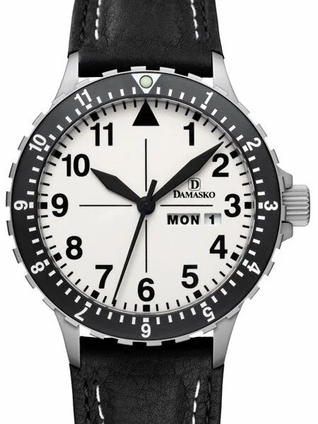 Damasko Swiss ETA Automatic with a Rotating 12-Hour Bezel and Fully Luminous Dial #DA47 DA47-12 42 mm kol saati