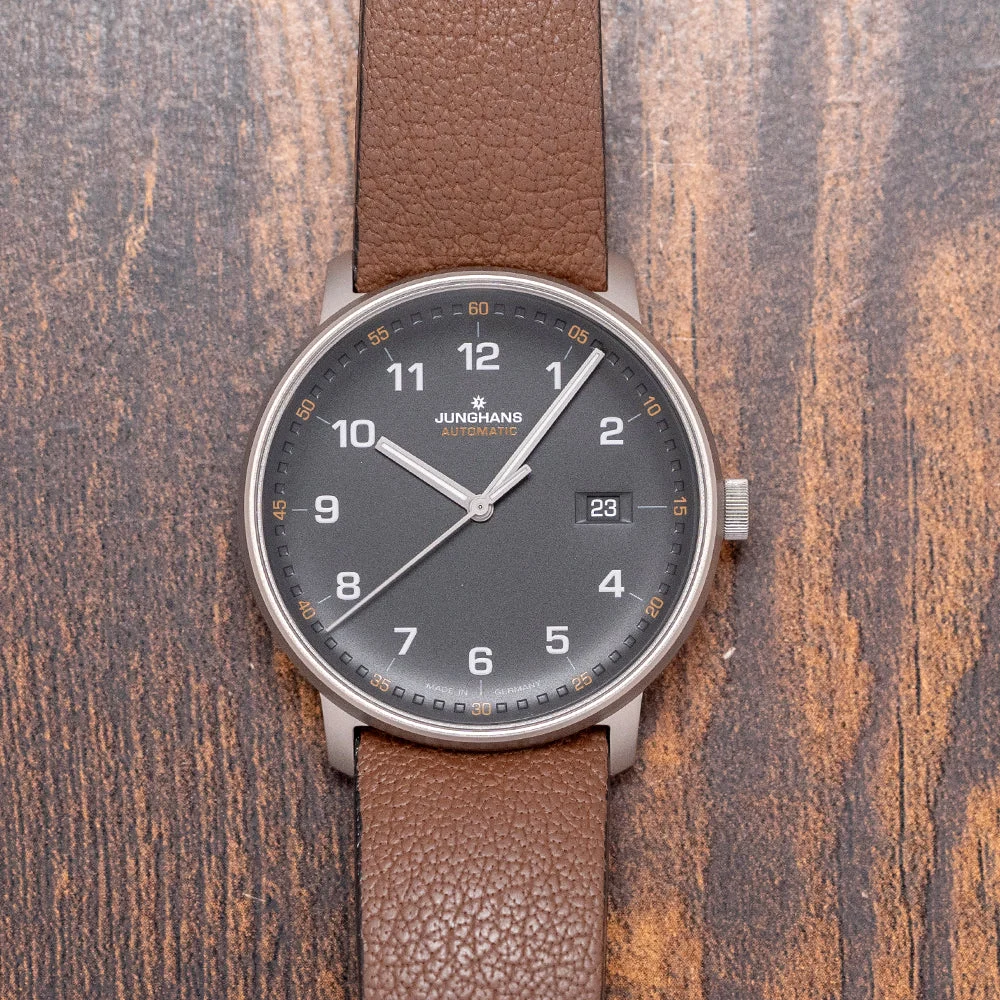 Junghans Form 027/2002.00 40 mm kol saati