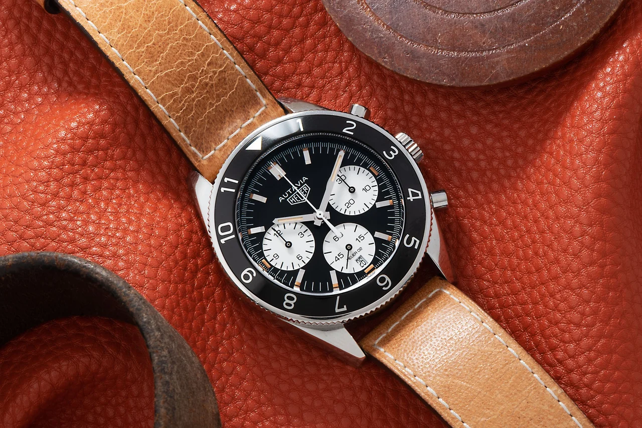 Heuer Autavia 40991360 42 mm kol saati