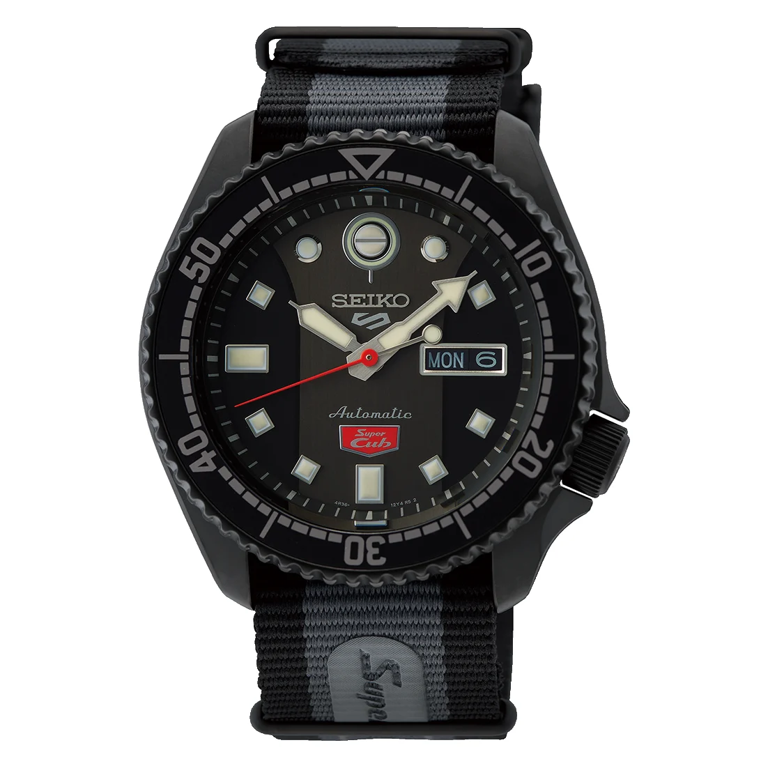 Seiko Super Cub Limitli Üretim Modeli SRPJ75K1 42.5 mm kol saati