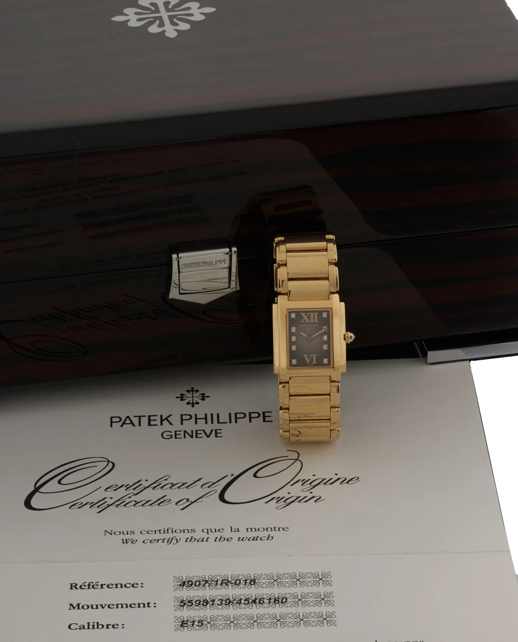 Patek Philippe PATEK PHILIPPE, REF. 4907, TWENTYFOUR,DIAMOND INDEXES, PINK GOLD kol saati