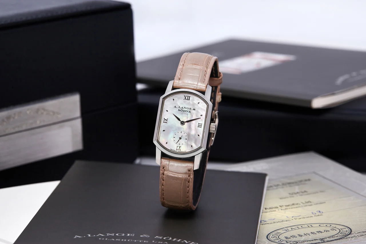A. Lange & Sohne LANGE & SOHNE 203.043 kol saati