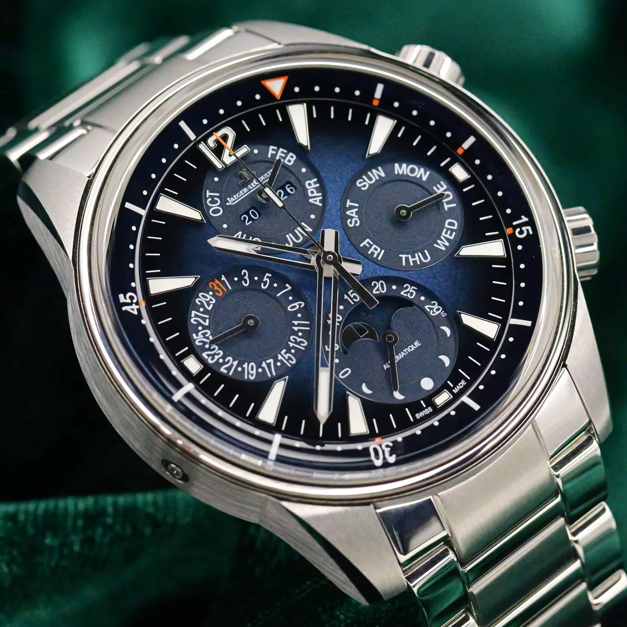 Jaeger-Lecoultre Polaris Perpetual Calendar 42MM Blue Dial S 42 mm kol saati