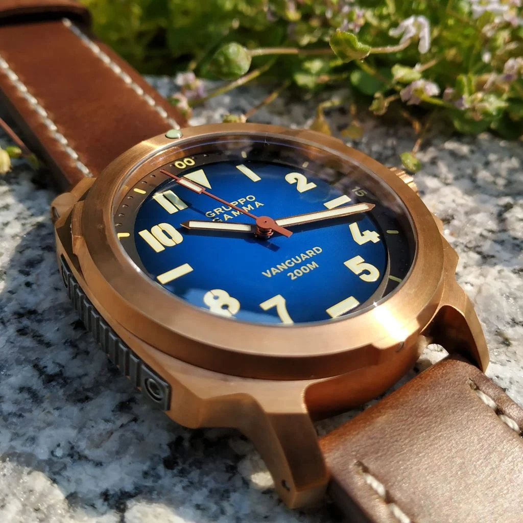 Gruppo Gamma GGAMMA-AN-18-BL 44 mm kol saati