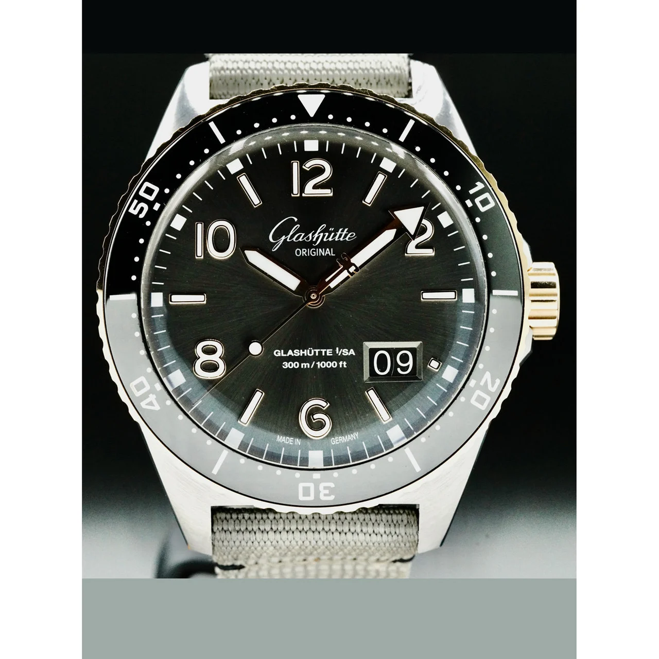 Glashutte Original Glashütte Original 1-36-13-04-91-34 SeaQ Panorama Date Two-Tone 210000042076 43 mm kol saati