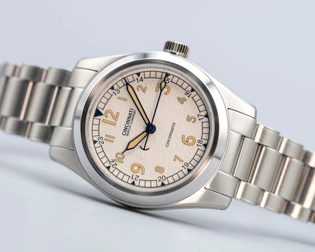 Cincinnati Watch Company Cincinnatus FLD-wht-24 kol saati