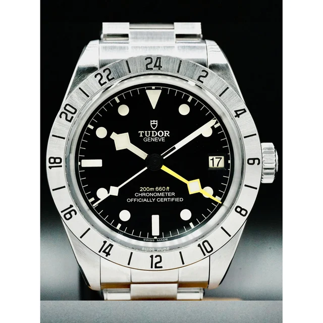 Tudor Black Bay Pro 210000042116 kol saati